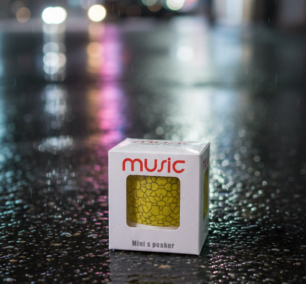 ML-020 Mini Portable Bluetooth Speaker Clear Sound Compact Light-weight Design (Random Color)